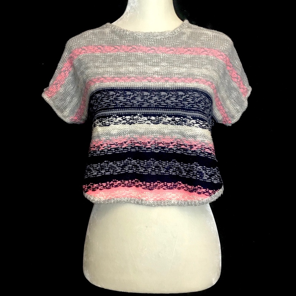 💎 Xhilaration boho multistripe short crop sweater